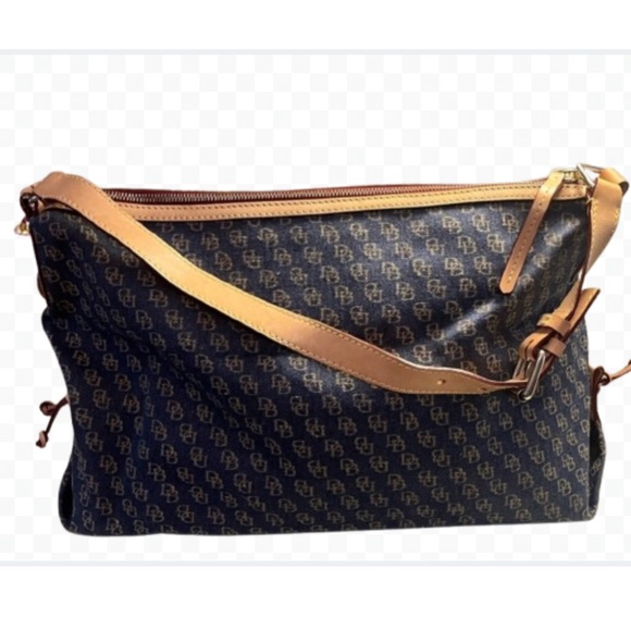 EUC Dooney and Bourke shoulder sac - Picture 4 of 7